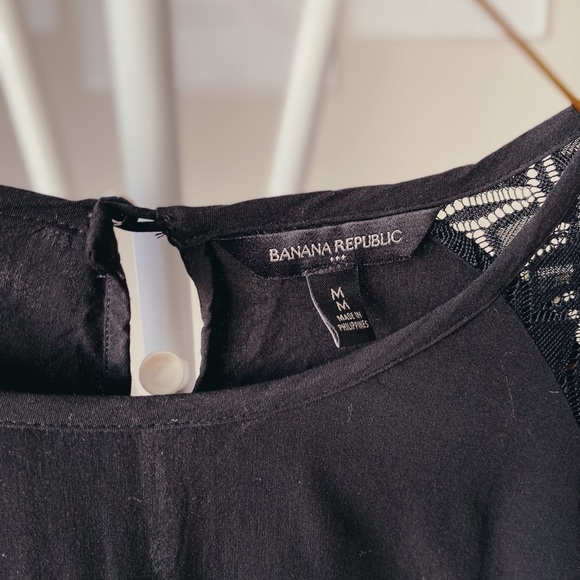 BANANA REPUBLIC Black Long Sleeve Lace Shoulder Blouse - Picture 2 of 5